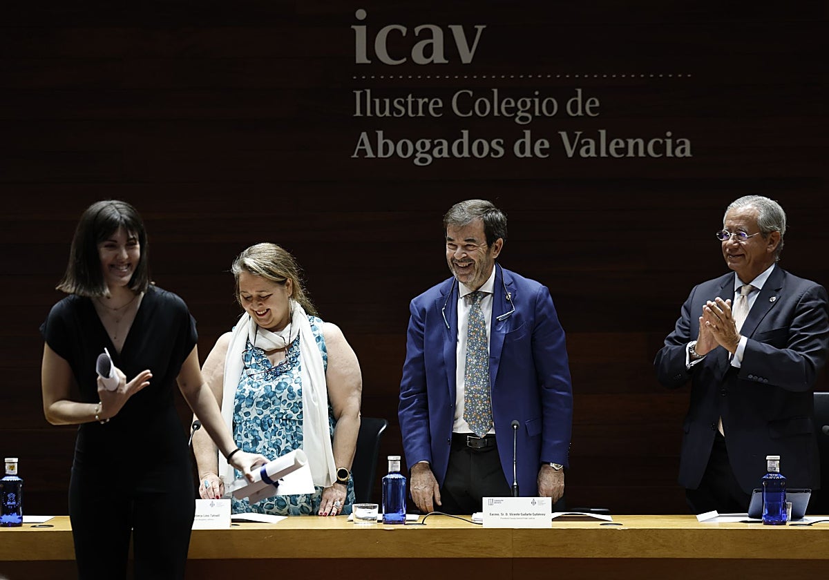 Andrea Villa, premio Estudios Jurídicos 'Manuel Broseta' con un trabajo